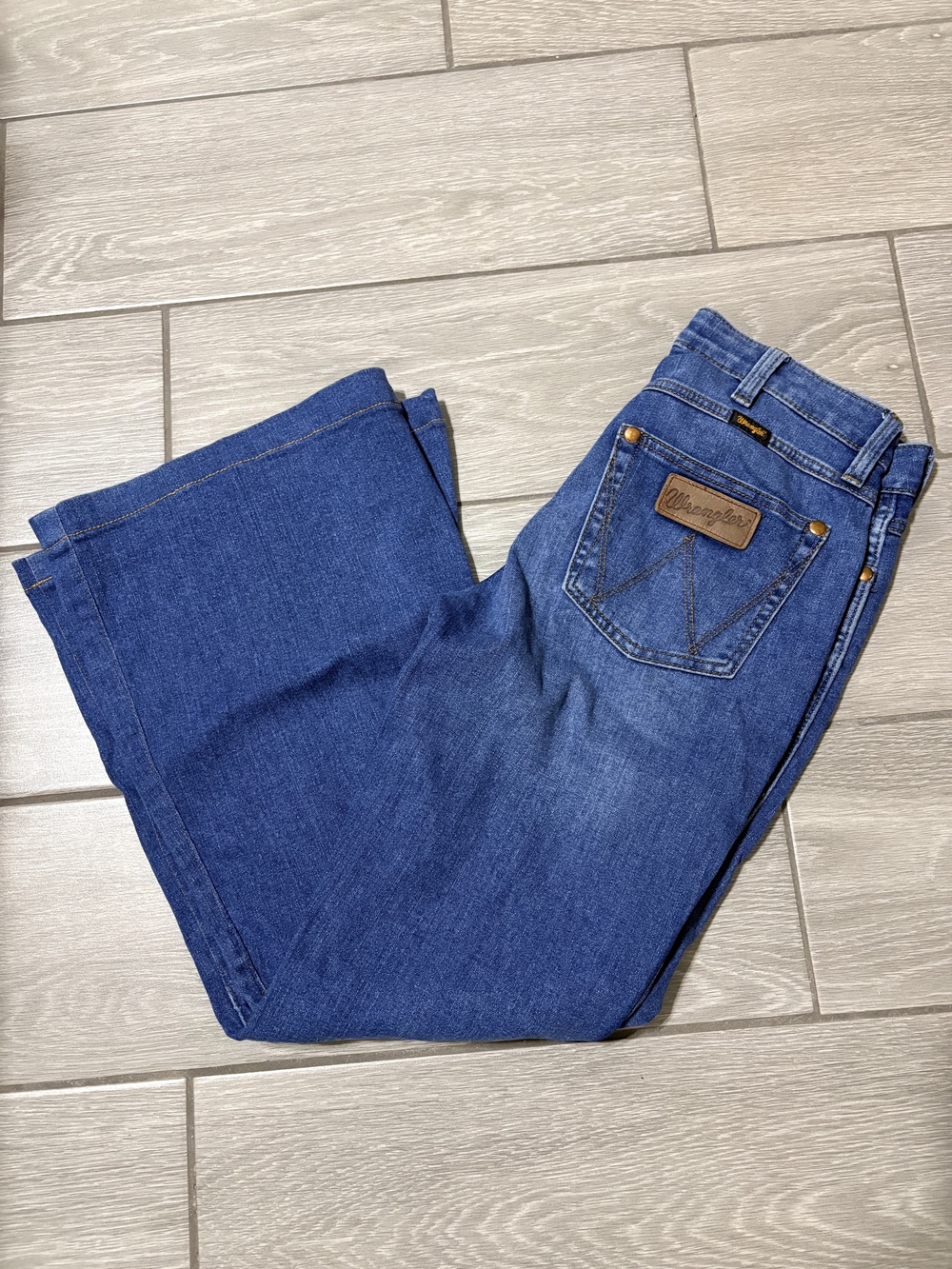 Wrangler Men's Dark Blue Bootcut Denim Jeans